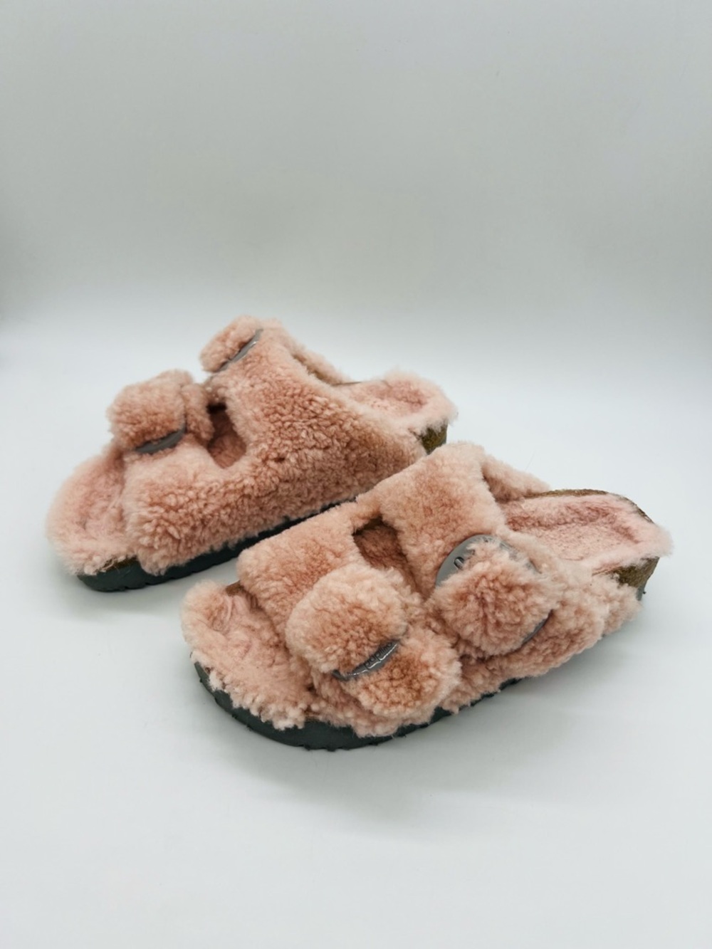 Papillio Birkenstock Soft Pink Arizona Big Buckle Shearling Slip-In Sandals